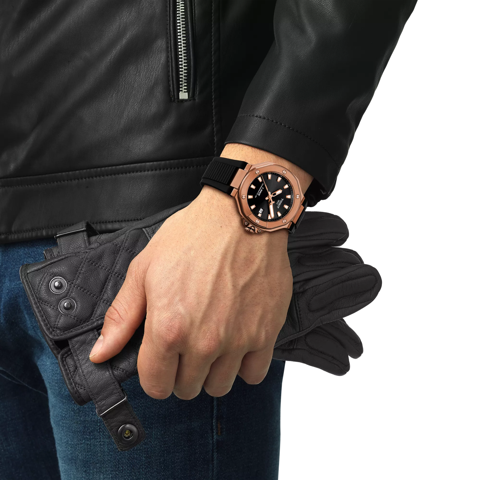 Simulation of the watch Tissot T-Race 41mm on a wrist