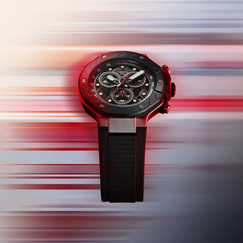 Tissot T-Race MotoGP 2025 45mm reloj en un fondo de color