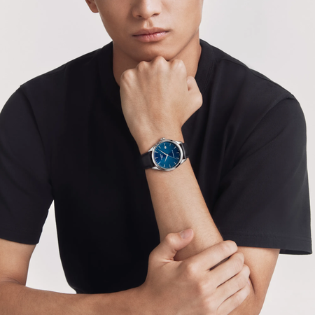 Darstellung der Uhr Tissot Classic Dream 40mm am Handgelenk