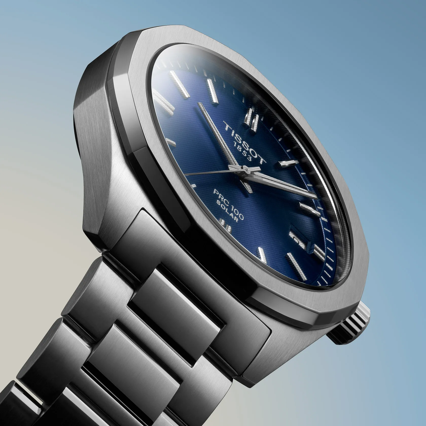 天梭PRC 100 Solar太陽能系列腕錶39mm watch on a colored background