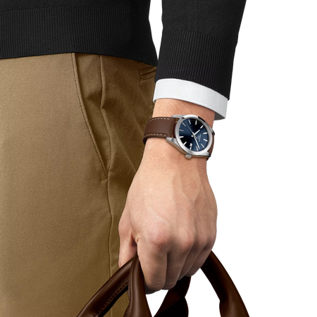 Simulation of the watch Tissot Gentleman on a wrist