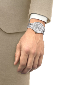 Simulation of the watch Tissot Chemin Des Tourelles 42mm on a wrist