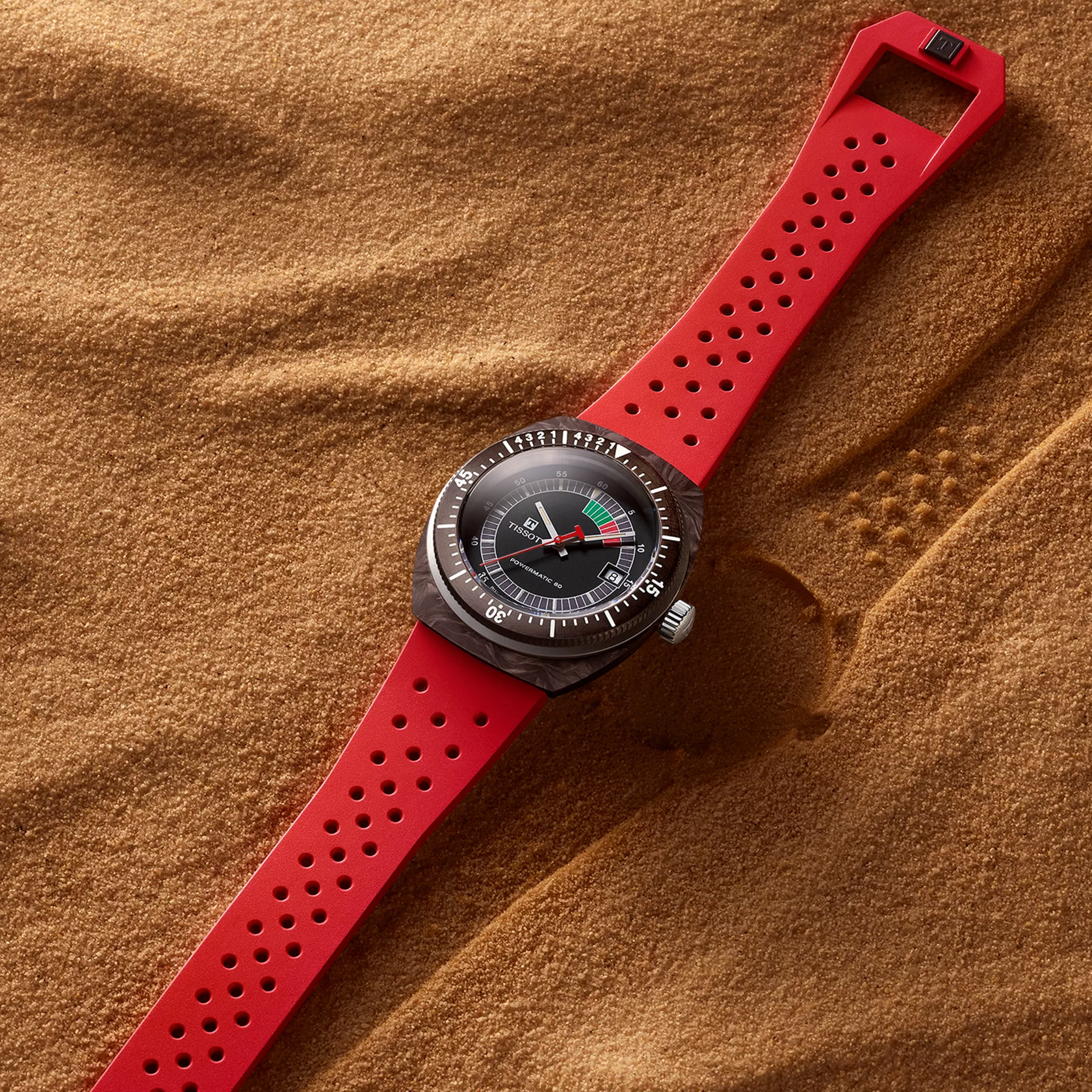 Tissot Sideral S 41mm reloj en un fondo de color