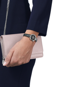 Simulation of the watch Tissot Desir 28mm on a wrist