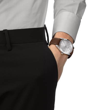 การจำลองนาฬิกา Tissot Gentleman Powermatic 80 Silicium บนข้อมือ