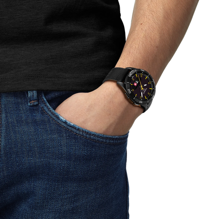 Simulation of the watch Tissot T-Touch Connect Sport Jungfraubahn 43.75mm on a wrist