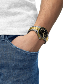 Simulation of the watch Tissot Seastar 1000 40mm on a wrist