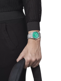 Simulation of the watch Tissot PRX 35mm on a wrist