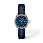 그림자가 있는 티쏘 르로끌 파워매틱 48 시계의 전면 보기