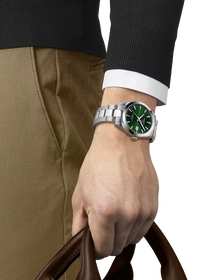 Simulation of the watch Tissot Gentleman 40mm on a wrist