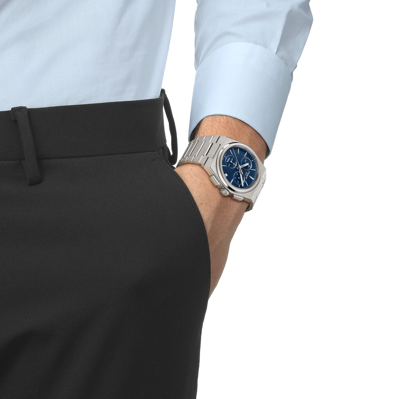 Simulation of the watch Tissot PRX 41mm on a wrist