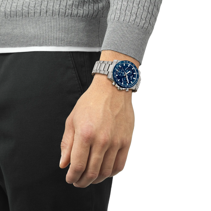 Simulation of the watch Tissot Supersport Chrono 42mm on a wrist