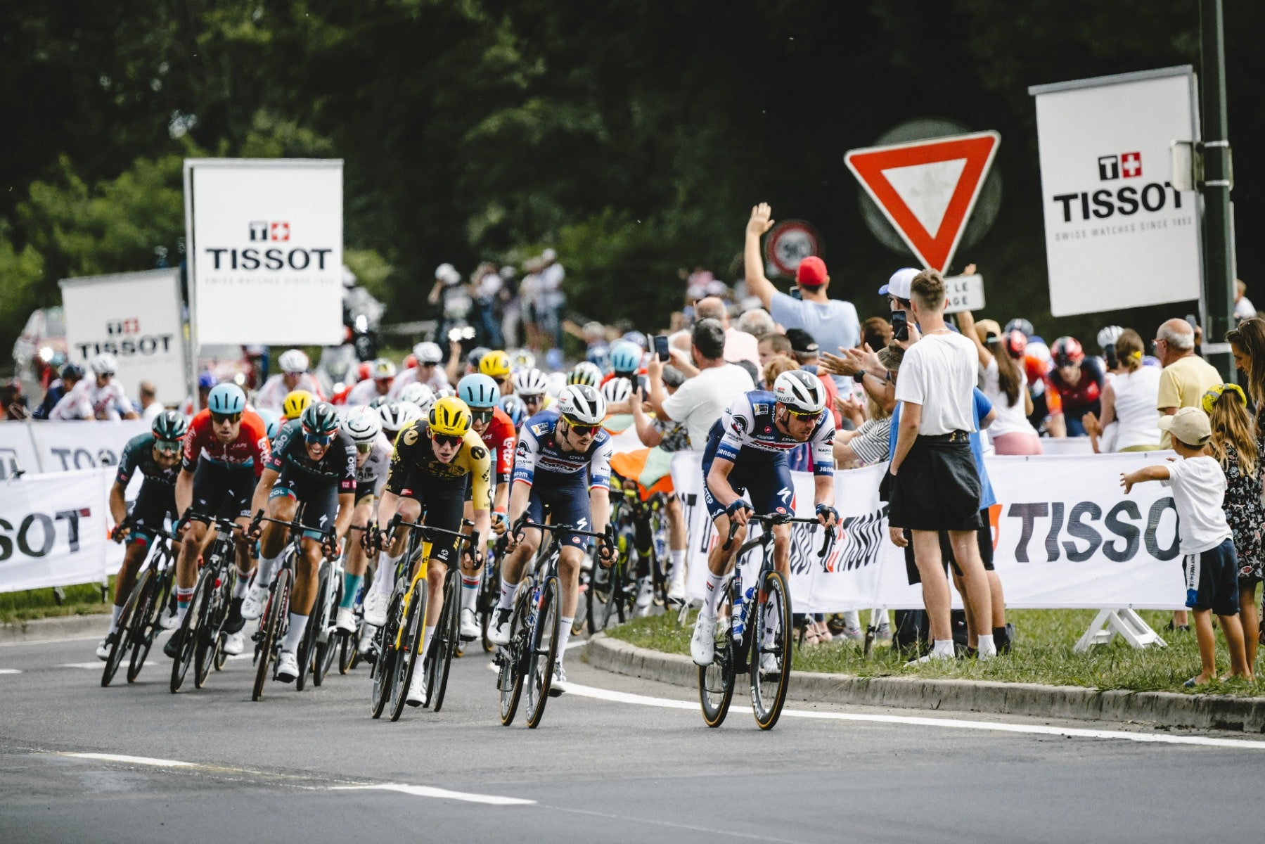 Tissot e il Tour de France: omaggio a una storia di cronometraggio e innovazione
