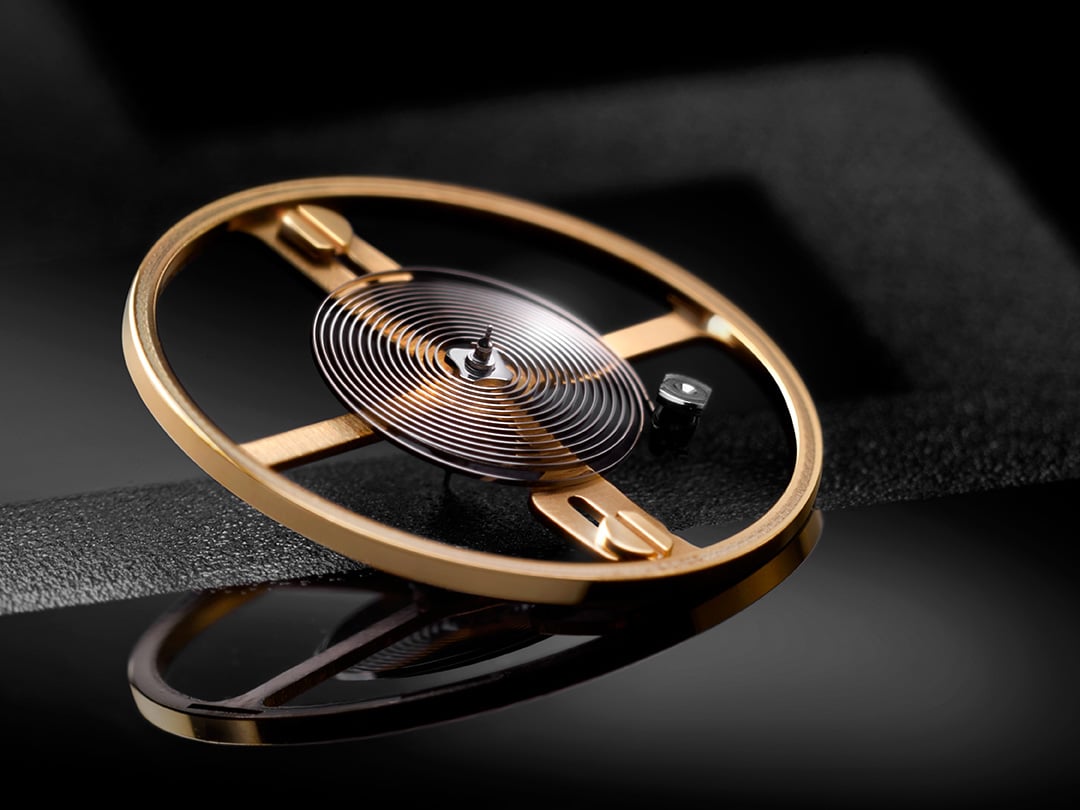 Nivachron&trade; balance spring, protecting the watch from magnetic fields