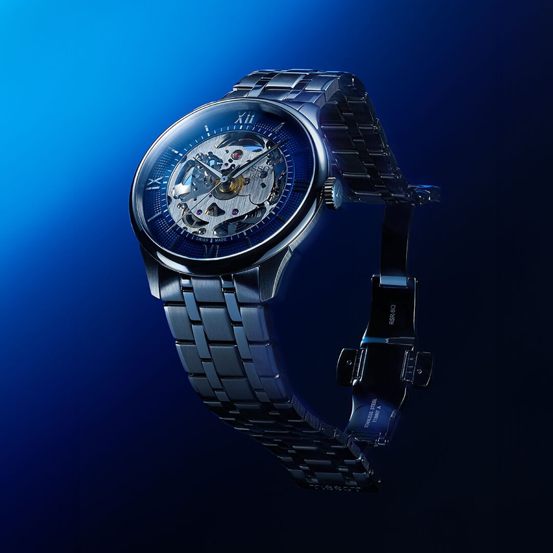 Gentleman blue dial watch close up