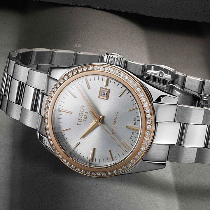 T-My Lady gold model, surrounded by diamonds all around the dial