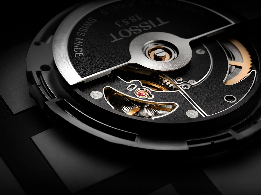 Swissmatic automatic movement with a 72 hours of power reserve