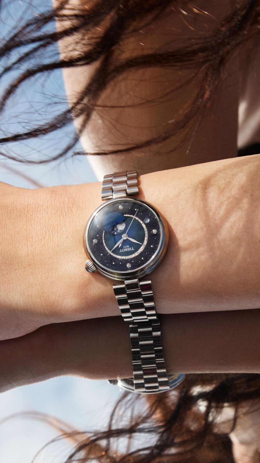Close view of the Tissot Désir Moonphase